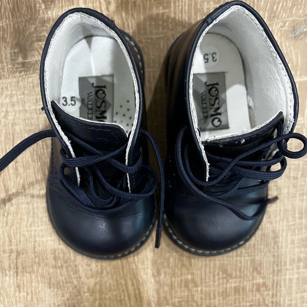 Josmo Navy Walking Shoes - Picture 2 of 3